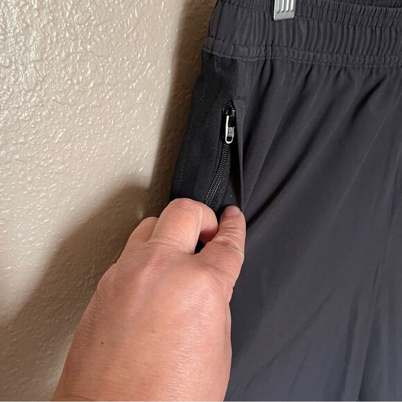 Adidas Aeroready Dark Gray 3 Stripe Tapered Sweat Track Pants Size Medium - Picture 6 of 14